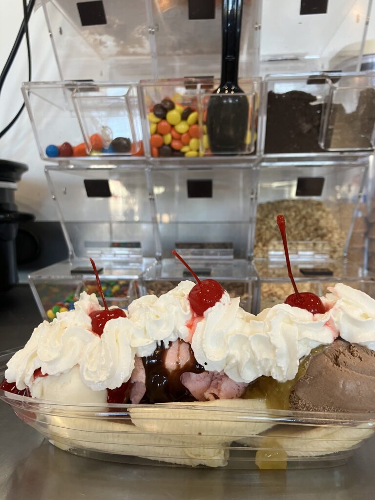 Banana Split at Dell's Dairy Bar